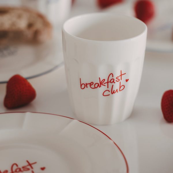 Becher Breakfast club rot