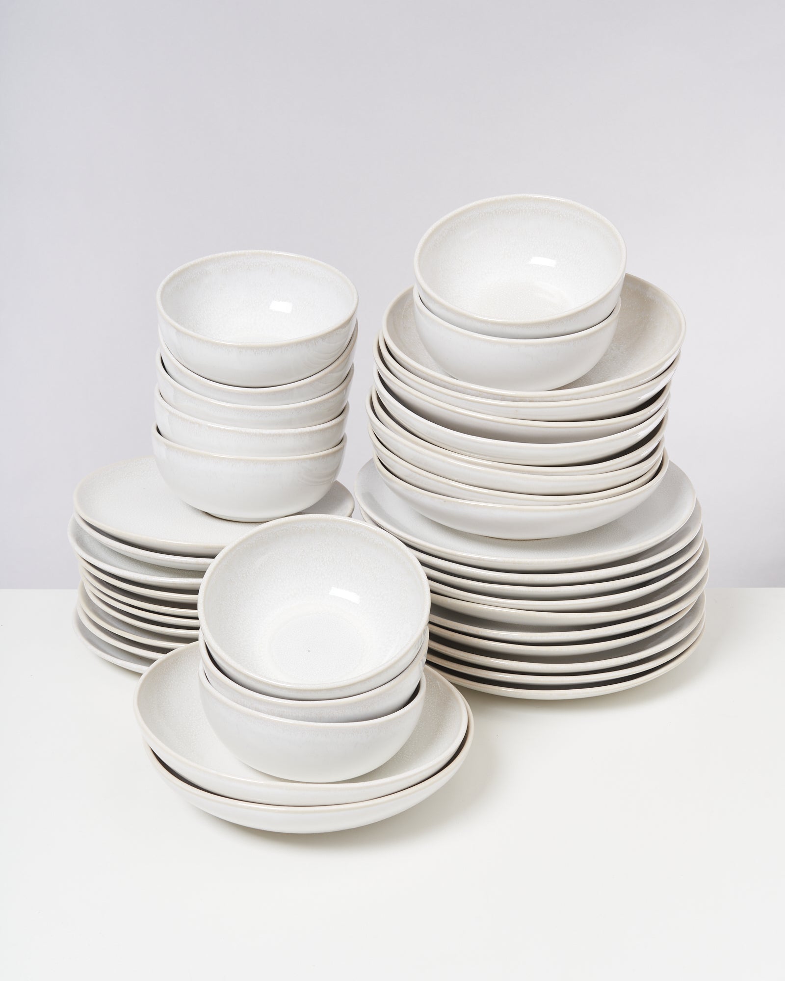 Amado Geschirr-Set weiß 40-teilig