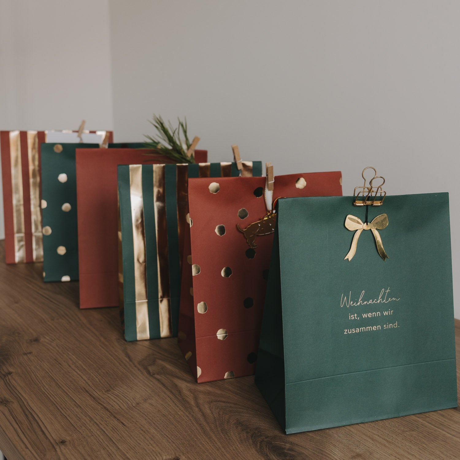 Papiertüten Weihnachten M im 6er Set