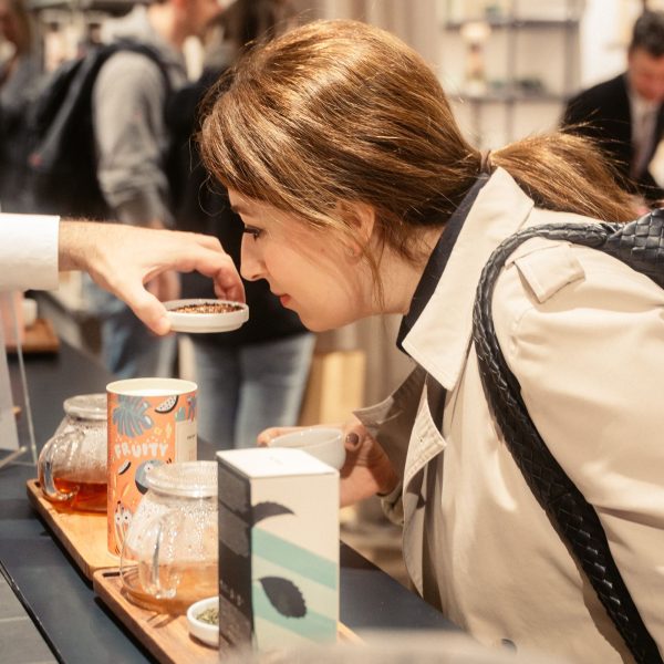 Tea Tasting in Hamburg-Überseequartier